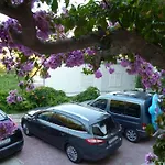 In With Sea View, Balcony, Air Conditioning, Wi-fi *