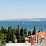 In With Sea View, Balcony, Air Conditioning, Wi-fi * Duće