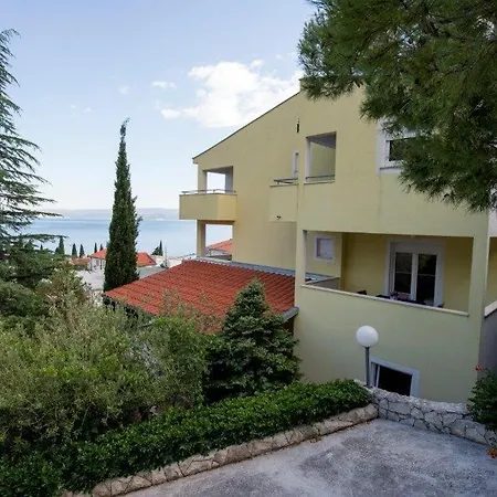 In With Sea View, Balcony, Air Conditioning, Wi-fi Lägenhet *