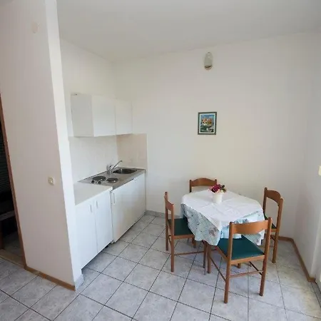 Appartement In With Sea View, Balcony, Air Conditioning, Wi-fi *