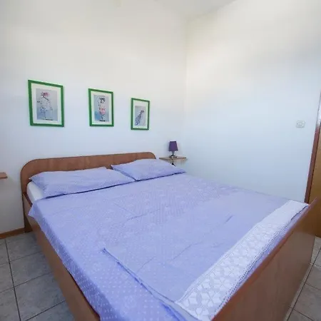 In With Sea View, Balcony, Air Conditioning, Wi-fi Appartement Duće